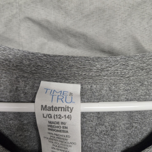 Angel baby maternity tee shirt - Picture 3 of 3